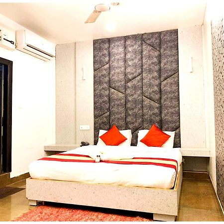 Grg Pardesi Hotel Haridwār Exteriér fotografie
