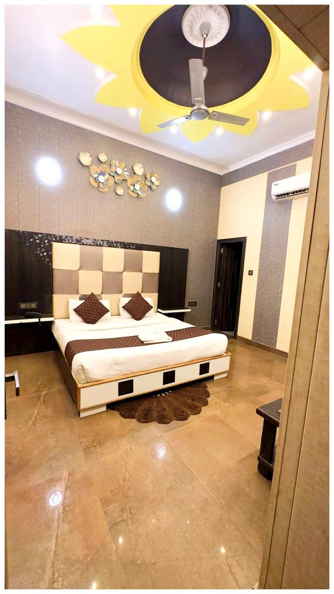 Grg Pardesi Hotel Haridwār Exteriér fotografie