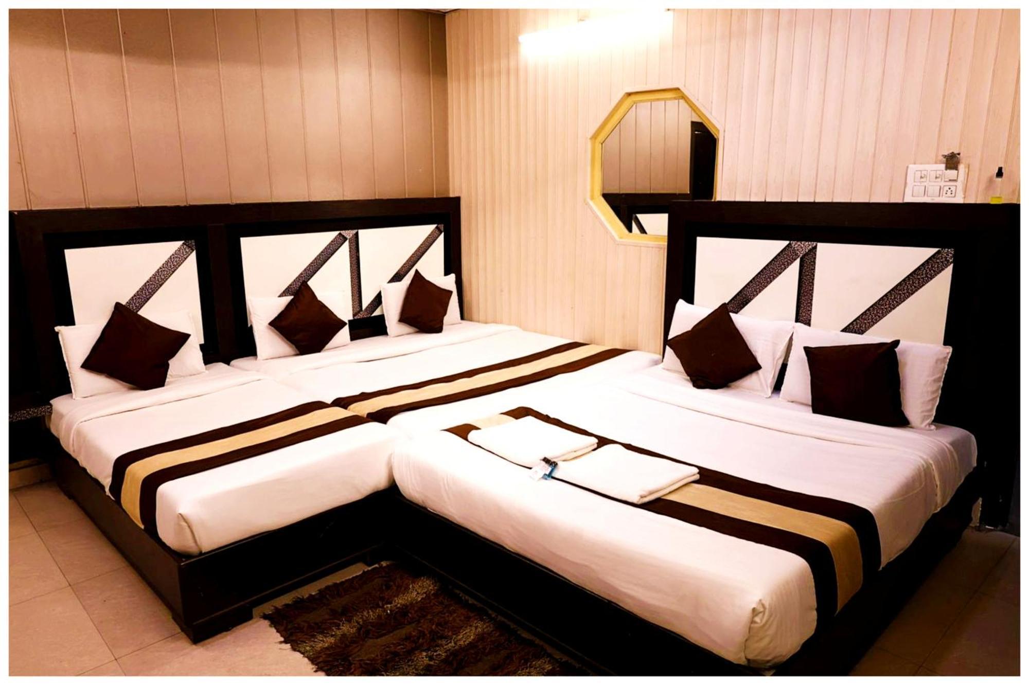 Grg Pardesi Hotel Haridwār Exteriér fotografie