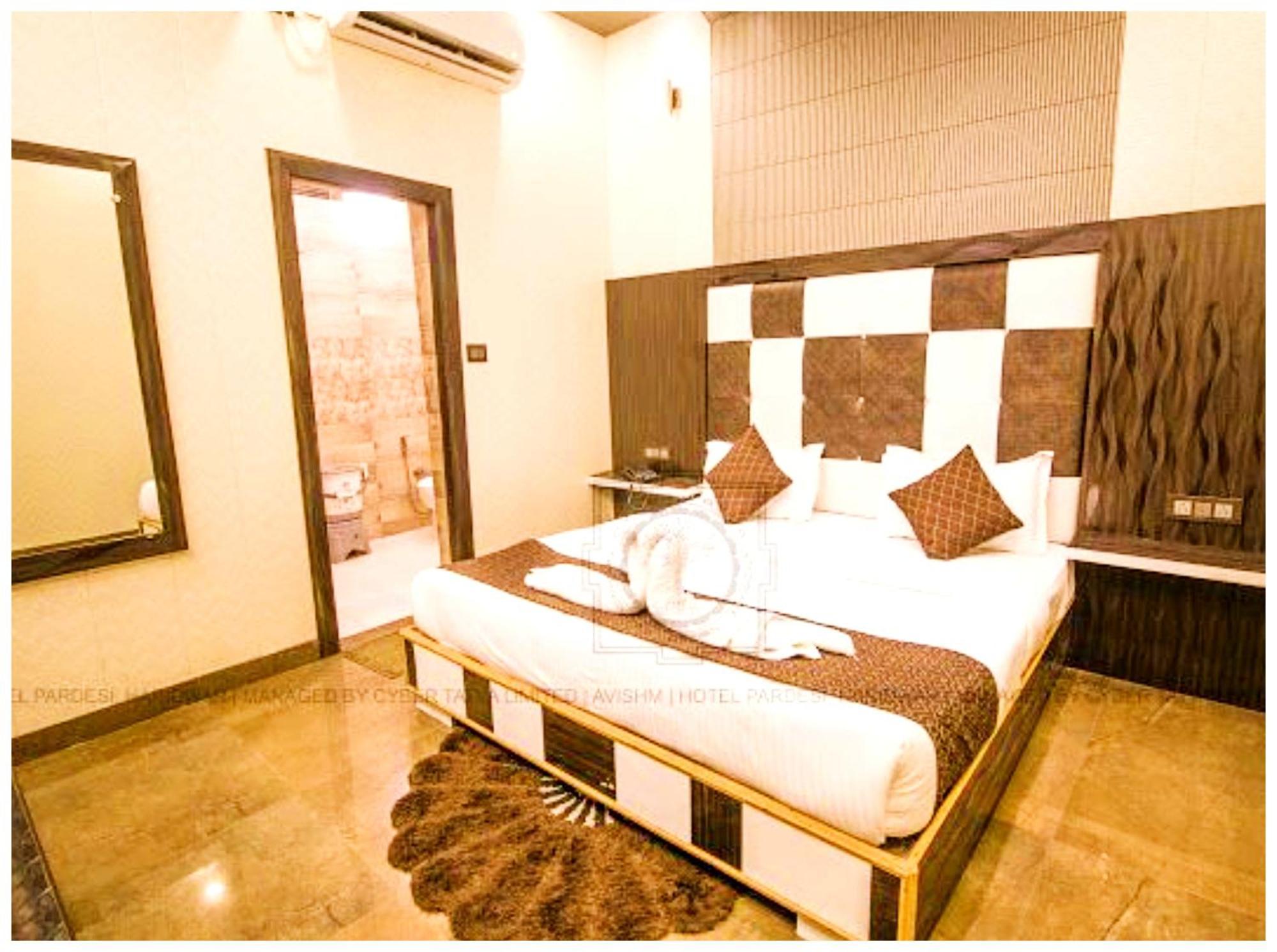 Grg Pardesi Hotel Haridwār Exteriér fotografie