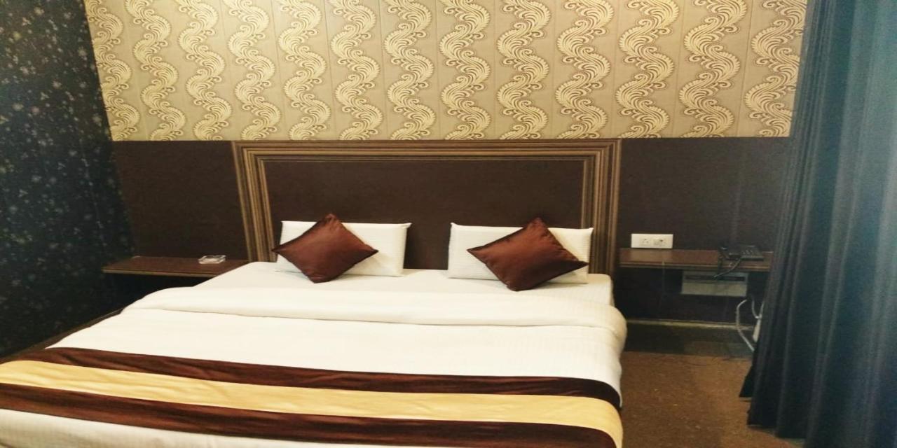 Grg Pardesi Hotel Haridwār Exteriér fotografie