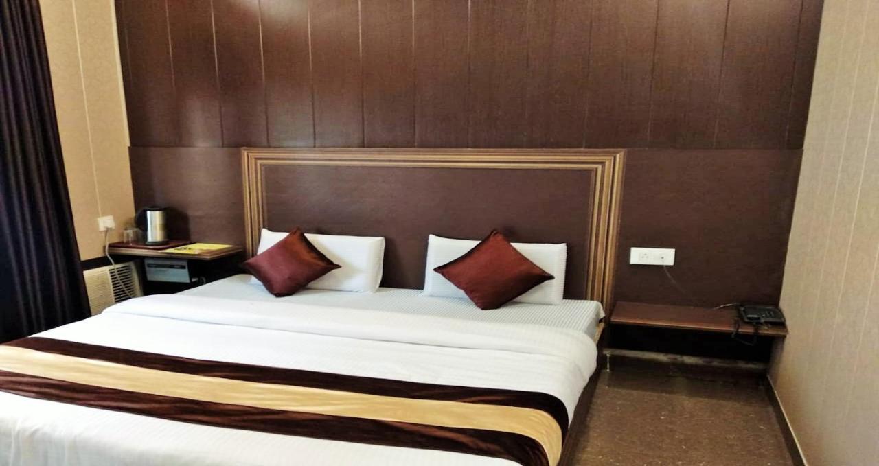 Grg Pardesi Hotel Haridwār Exteriér fotografie