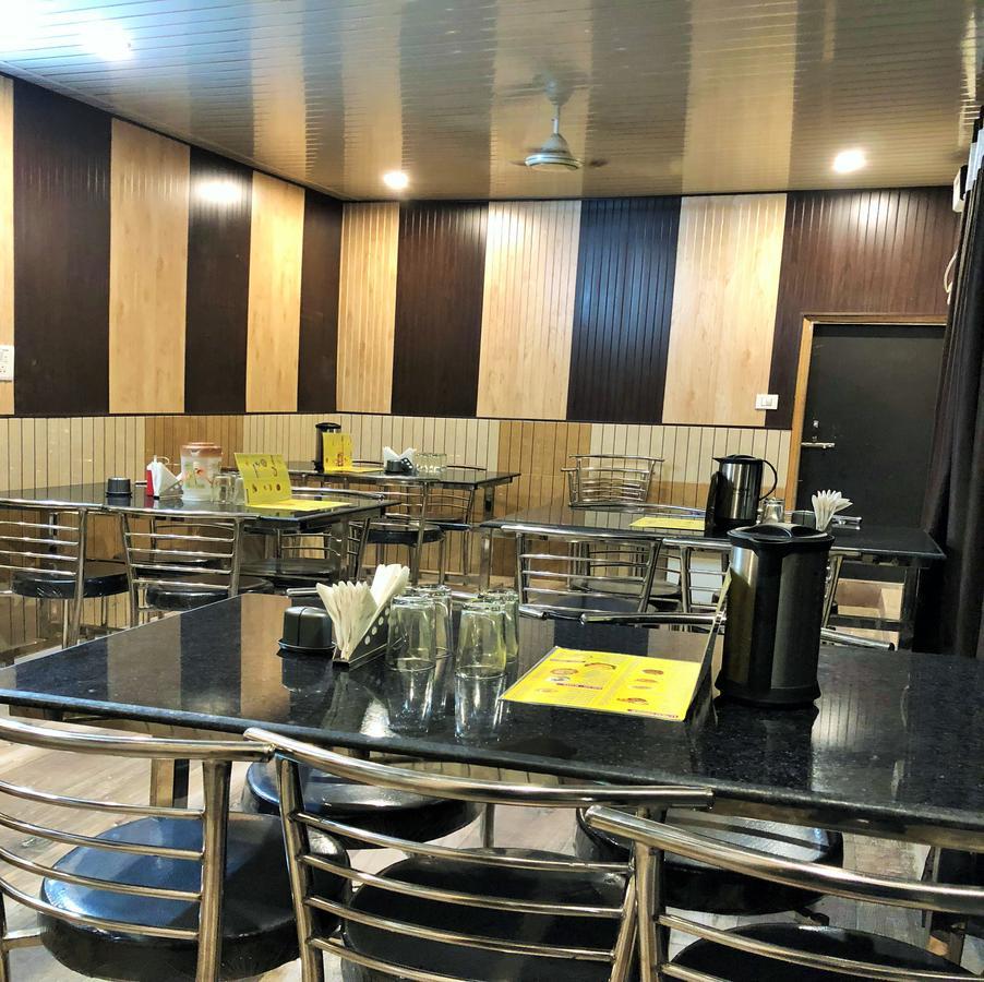 Grg Pardesi Hotel Haridwār Exteriér fotografie