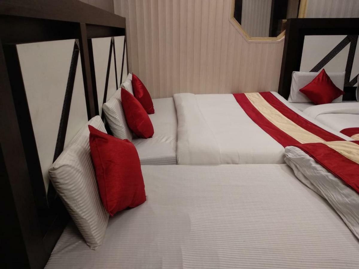 Grg Pardesi Hotel Haridwār Exteriér fotografie