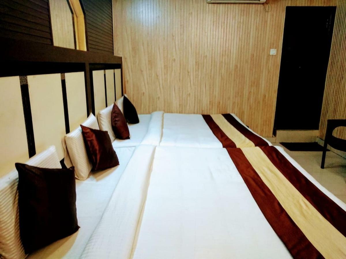 Grg Pardesi Hotel Haridwār Exteriér fotografie