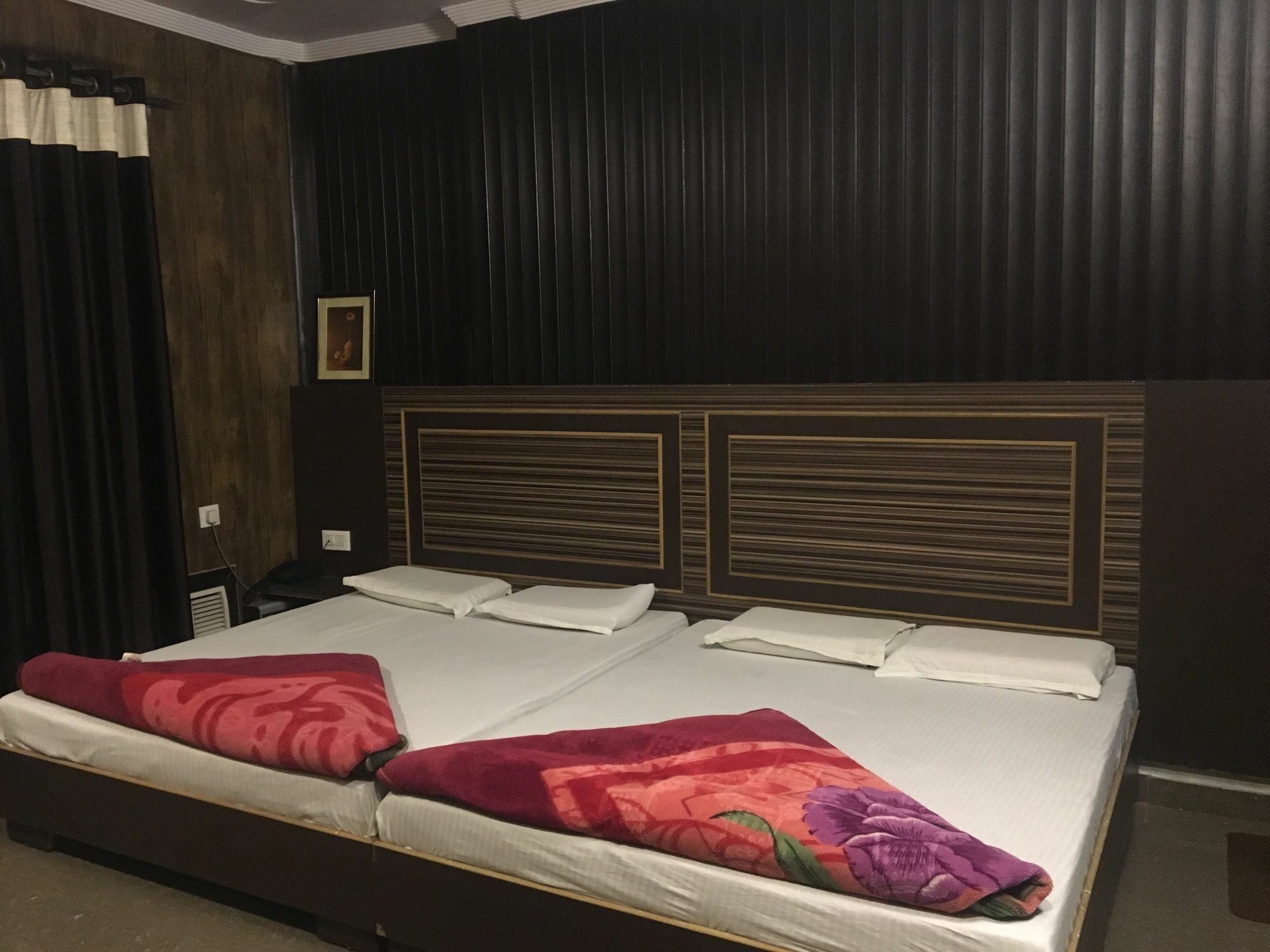 Grg Pardesi Hotel Haridwār Exteriér fotografie